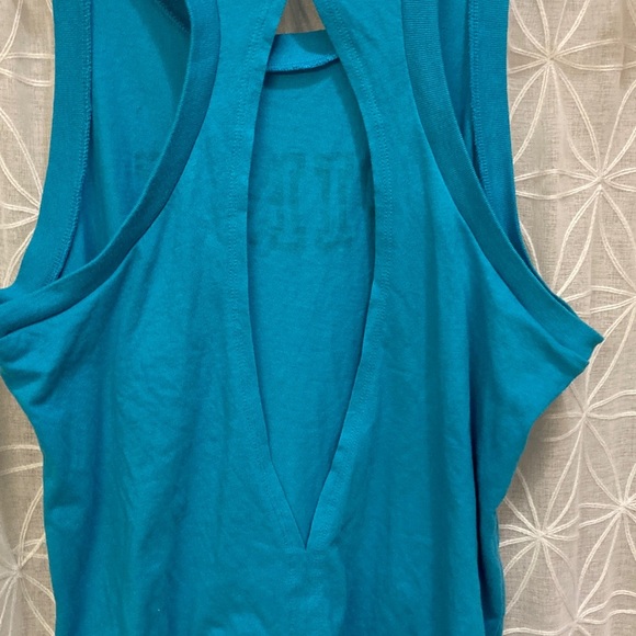 Victoria’s Secret Pink Tank Top - Picture 5 of 7